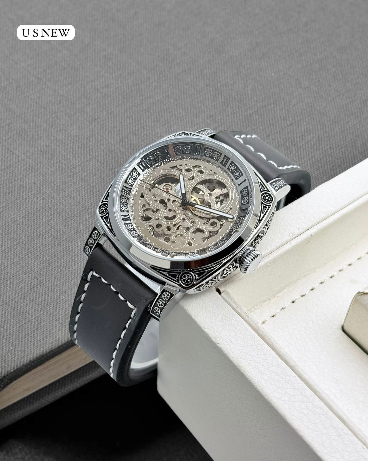 PATEK PHILIPPE - CLASSIC - Image 4