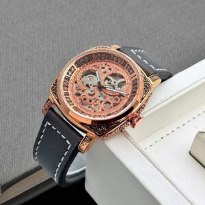 Alternative view of PATEK PHILIPPE - CLASSIC