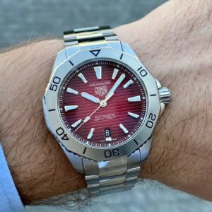 Alternative view of TAG HEUER - Aquaracer Professional 200