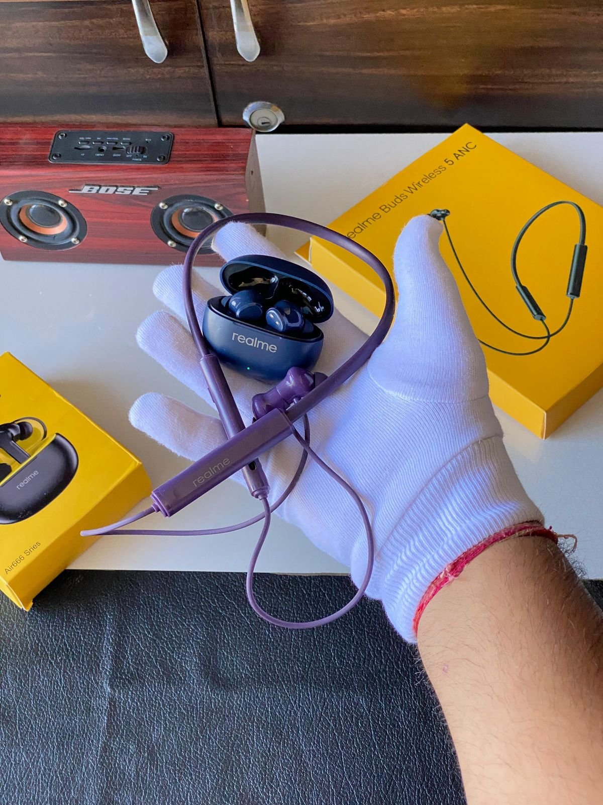 Realme Buds T110 and Realme wireless3 (Combo) - Image 7