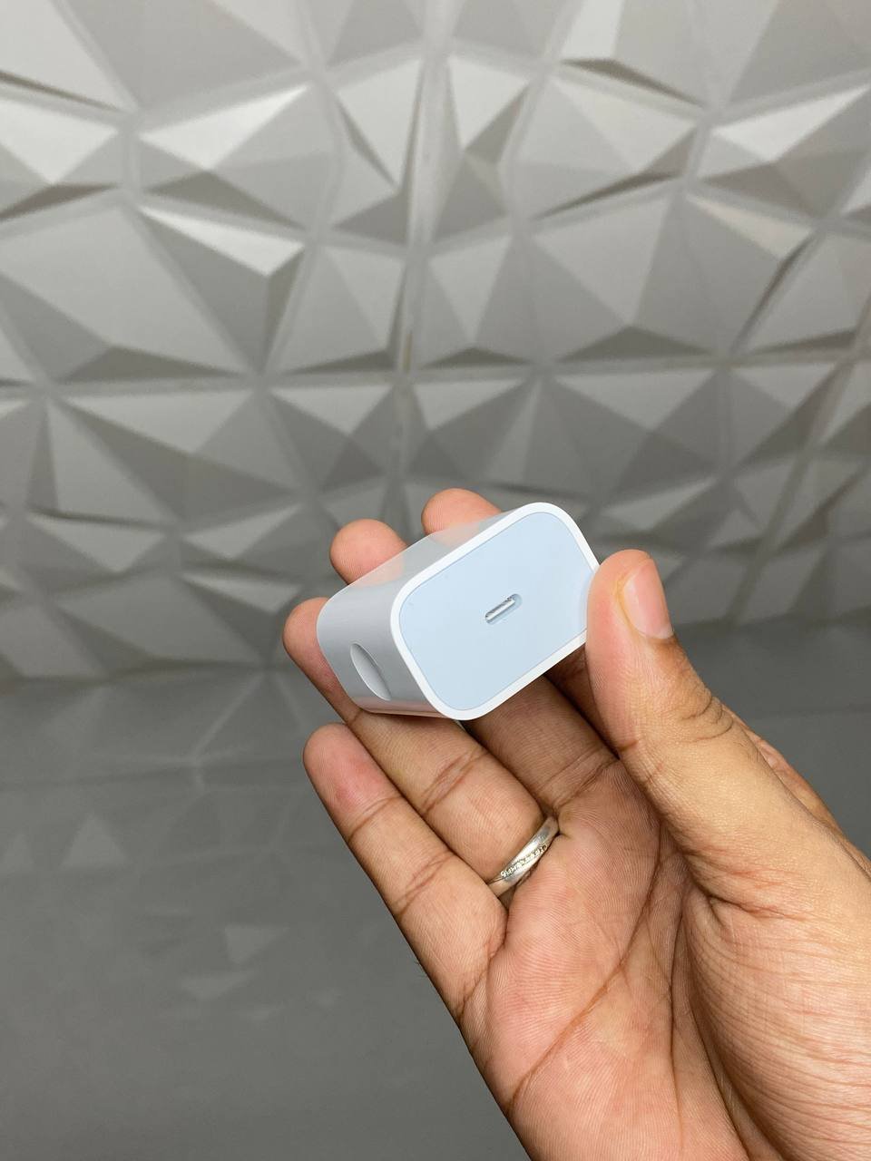 apple 20 watt adaptor with cable and protector - Image 4