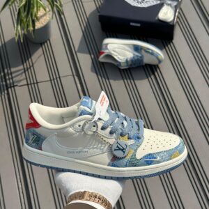NIKE AIR JORDAN RETRO 1 LOW X TRAVIS SCOTT FRAGMENT