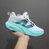 New Balance Zoomx