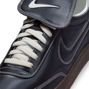 Alternative view of NIKE KILL SHOT
