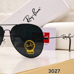 Alternative view of Ray-Bann