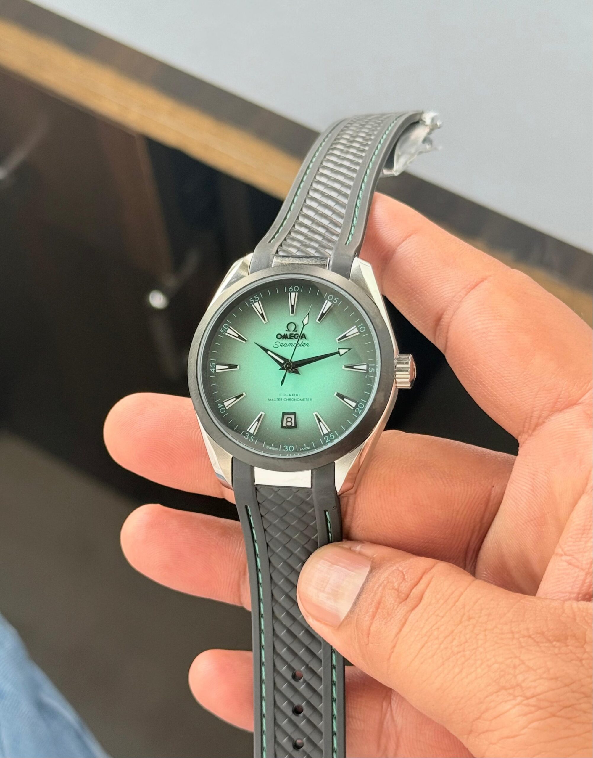 OMEGAA - Seamaster Aqua Terra - Image 4