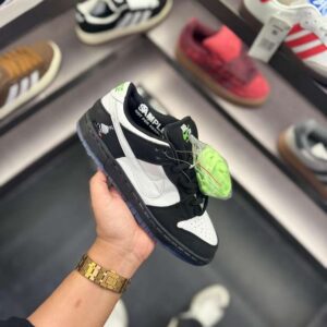NIKEE SB DUNK NYC PIGEON 3 PANDA