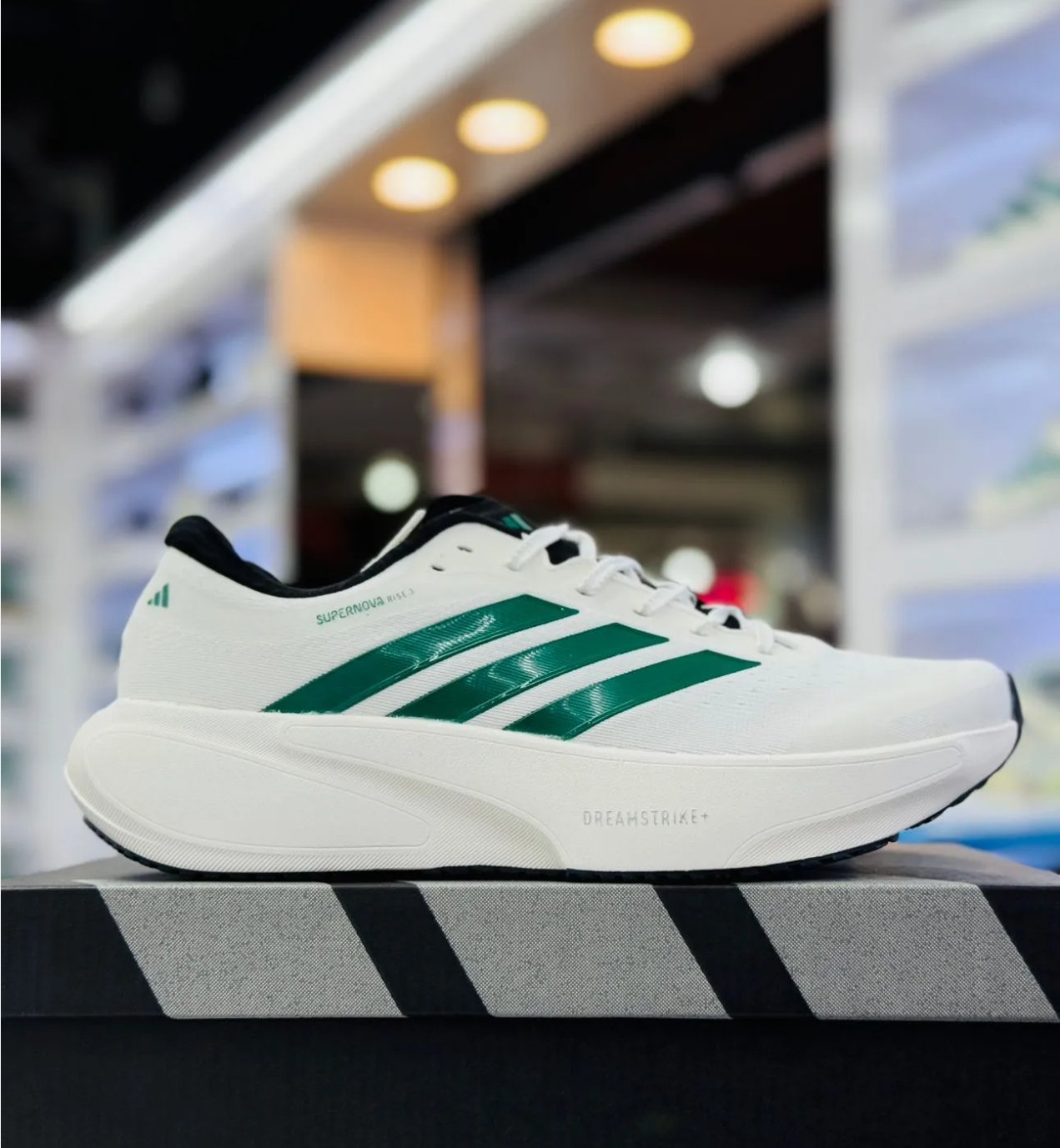Adidass Supernova Rise 3 - Image 3