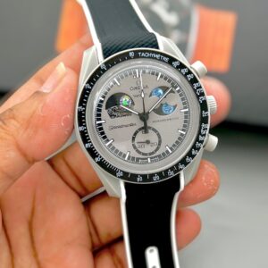 Alternative view of OMEGAA - SUNMOON DIAL