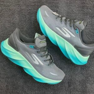 Alternative view of SKECHERS