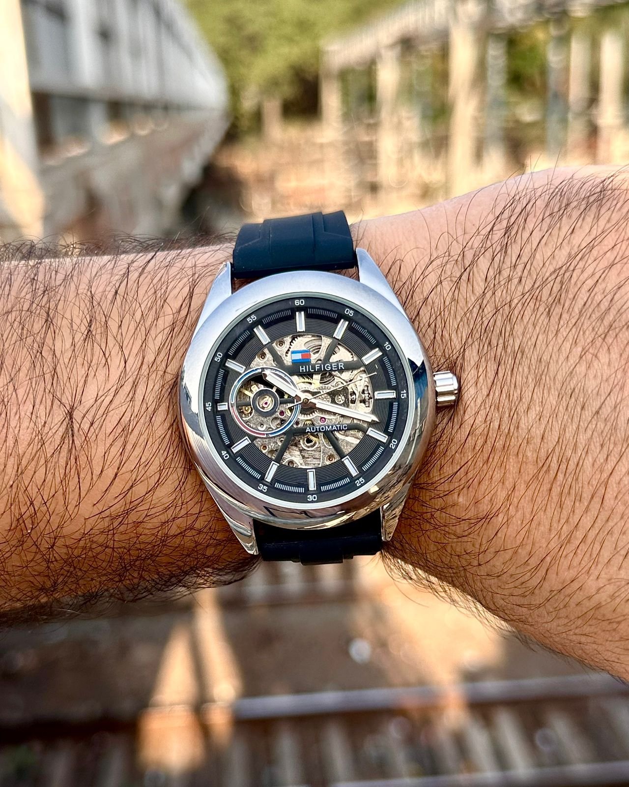 TOMMYY HILFIGERR - AUTOMATIC (SELF-WINDING) - Image 5