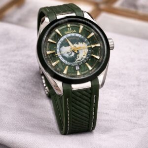 Alternative view of OMEGAA - Aquaterra Worldtimer