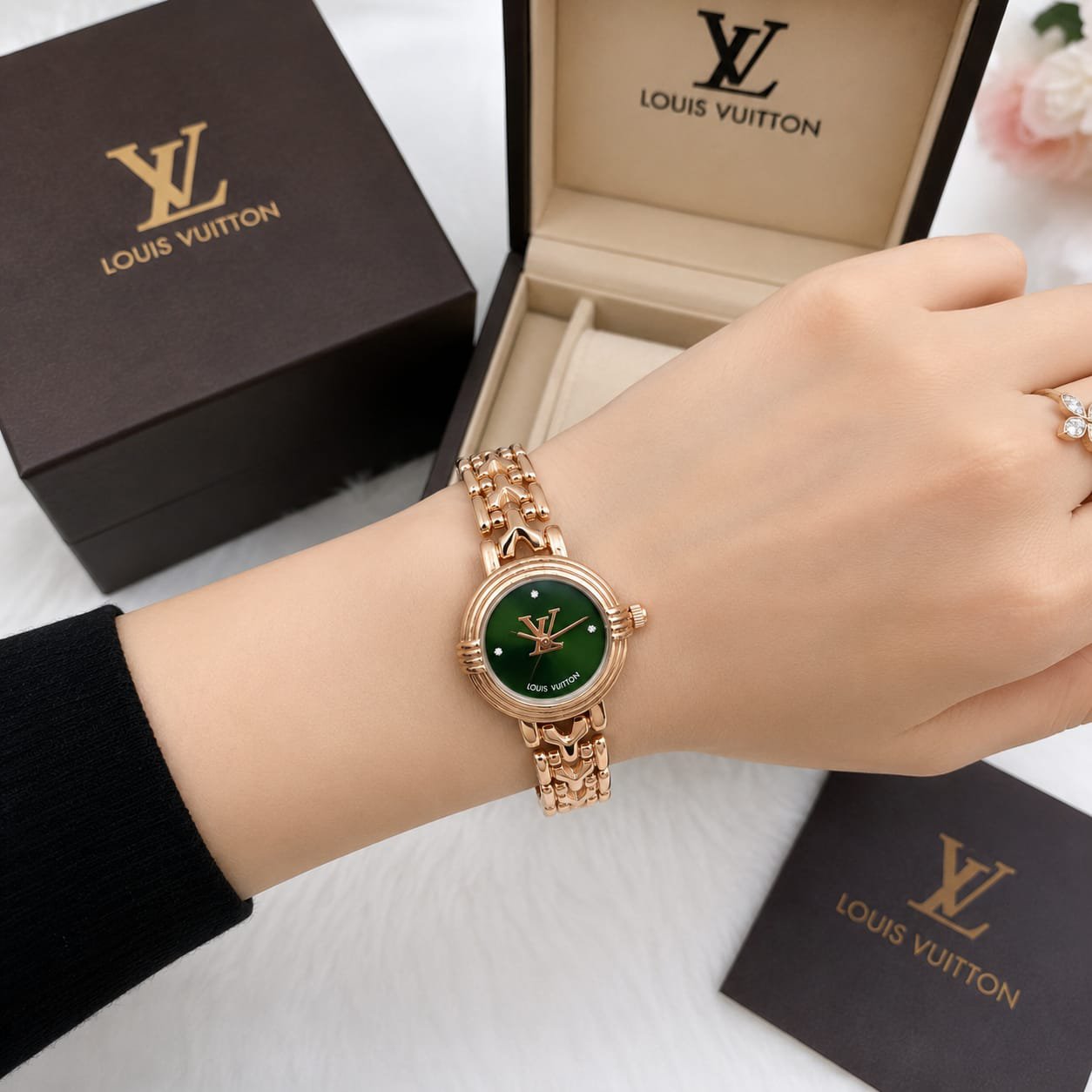 Lv ladies watch - Image 2