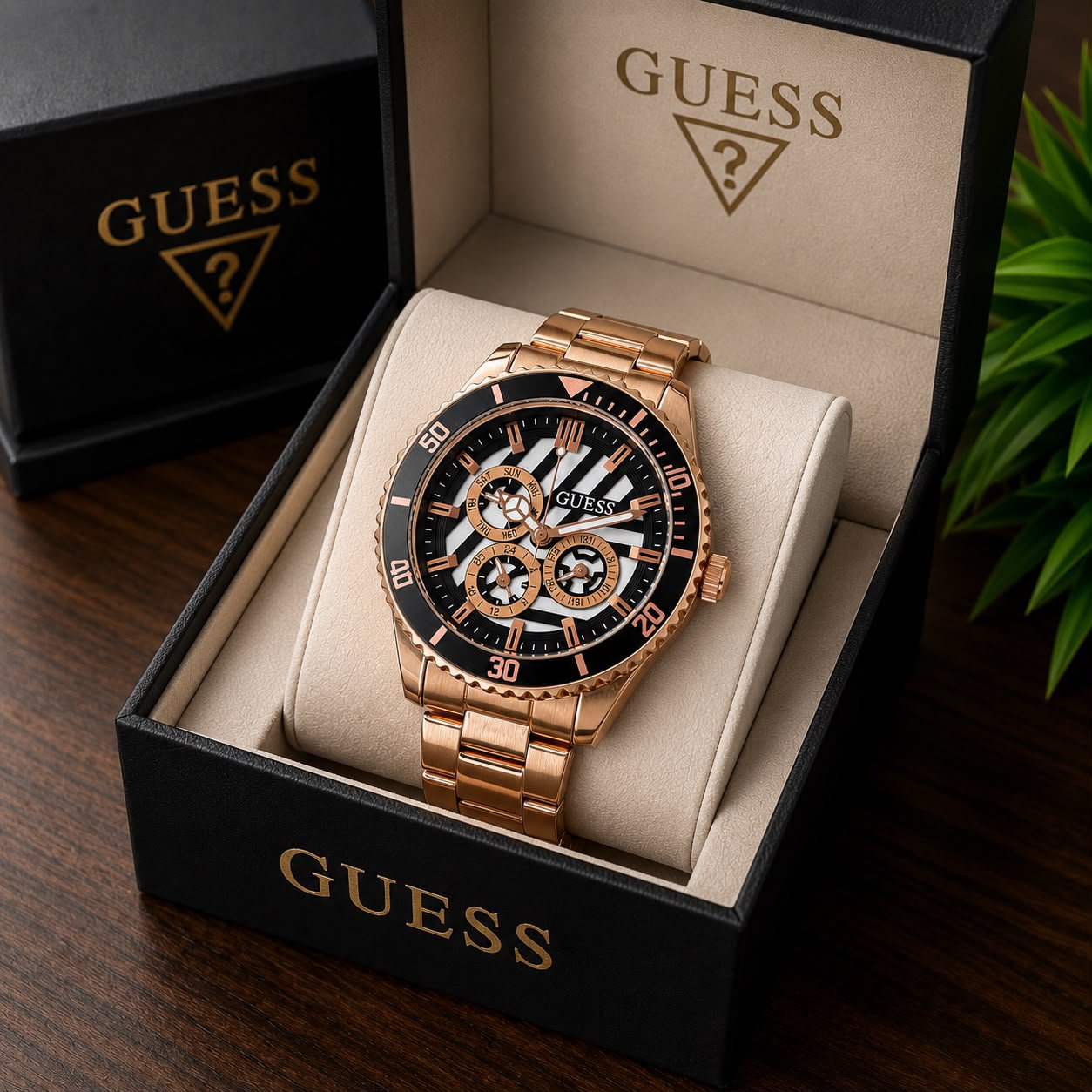 GUEESS - PREMIUM MEN'S WATCH - Image 8