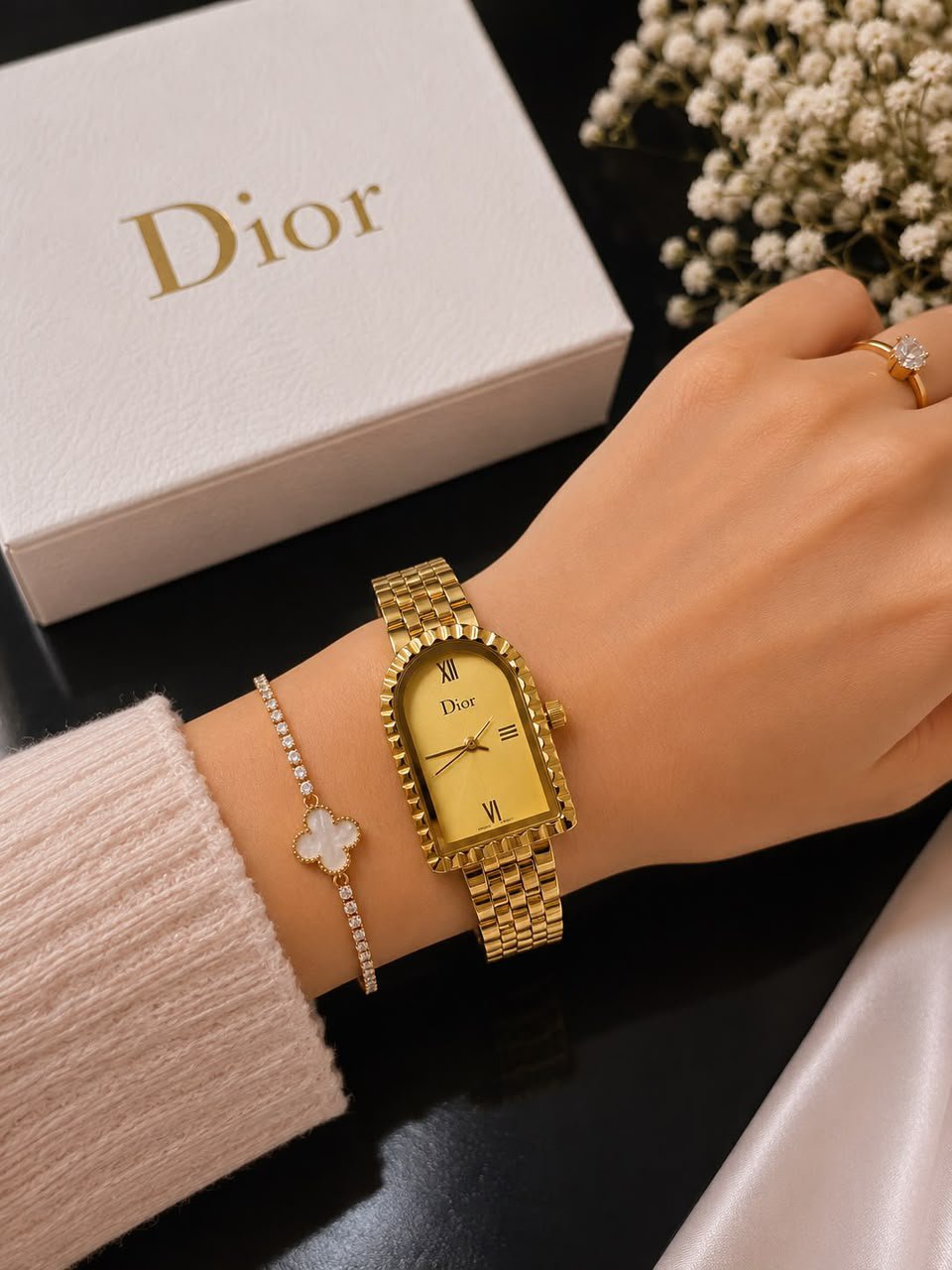 Dioor ladies watch - Image 4
