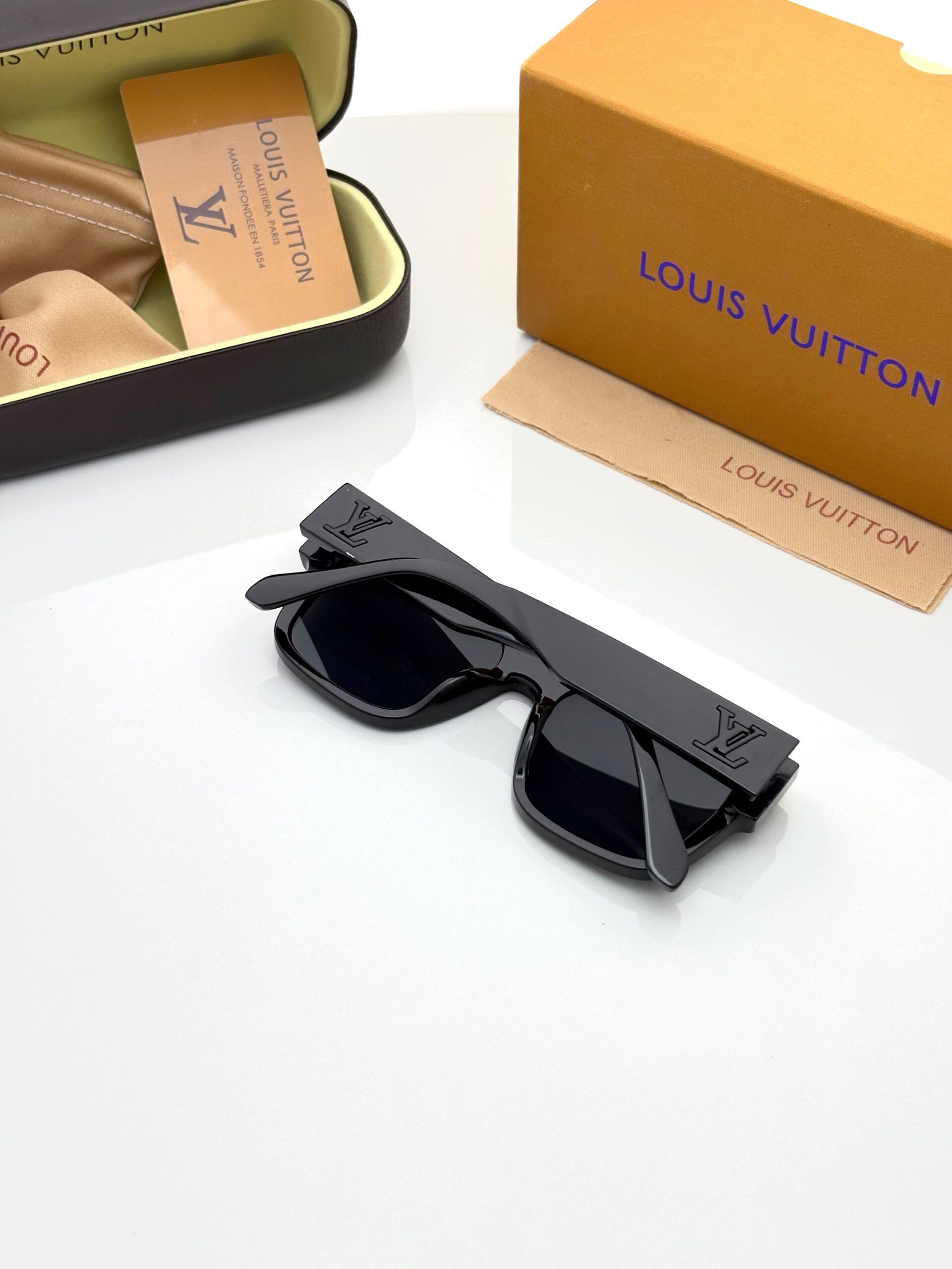 LOUIIS VUITTONN 6026 BLACK - Image 6