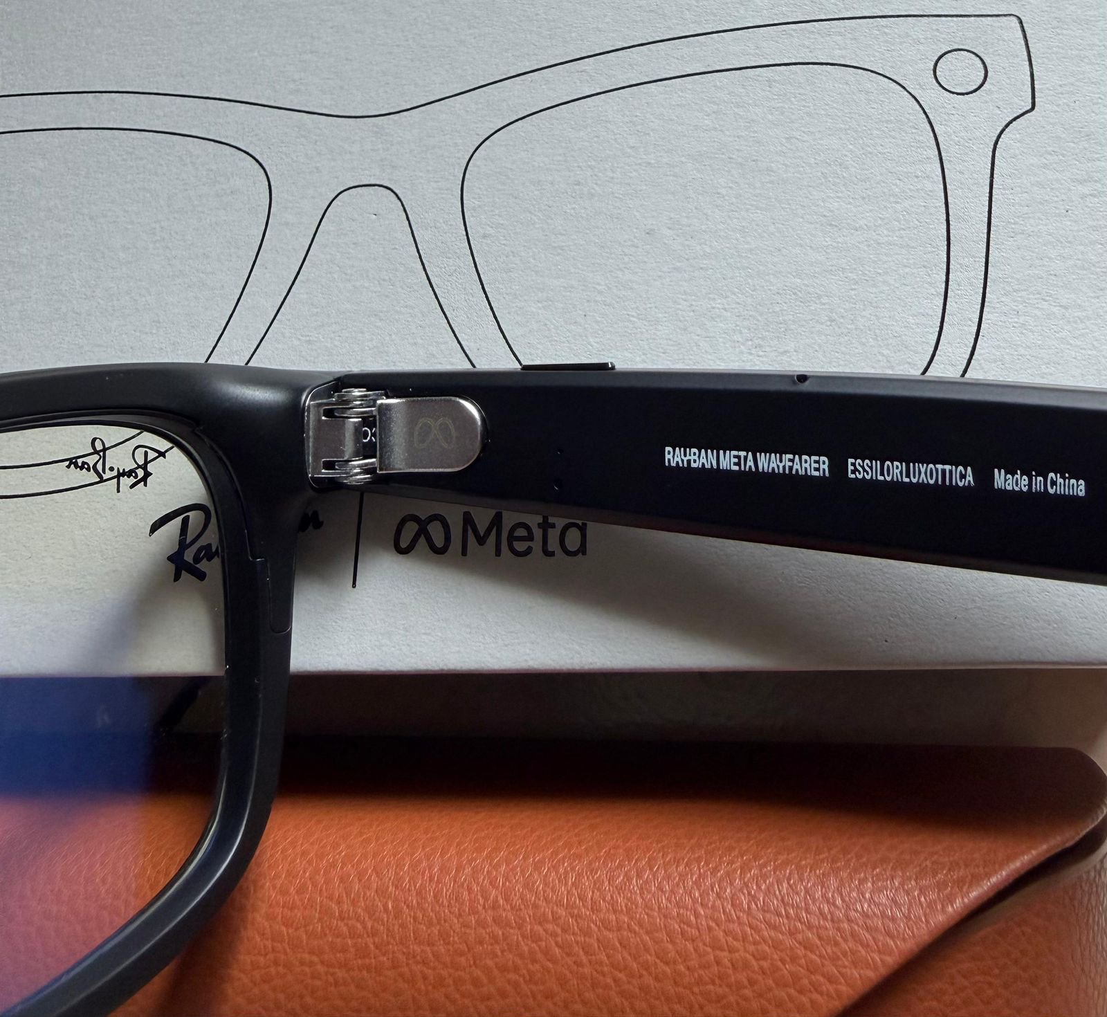 RAYY-BANN META AI GLASSES - Image 8