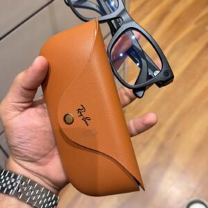 RAYY-BANN META AI GLASSES