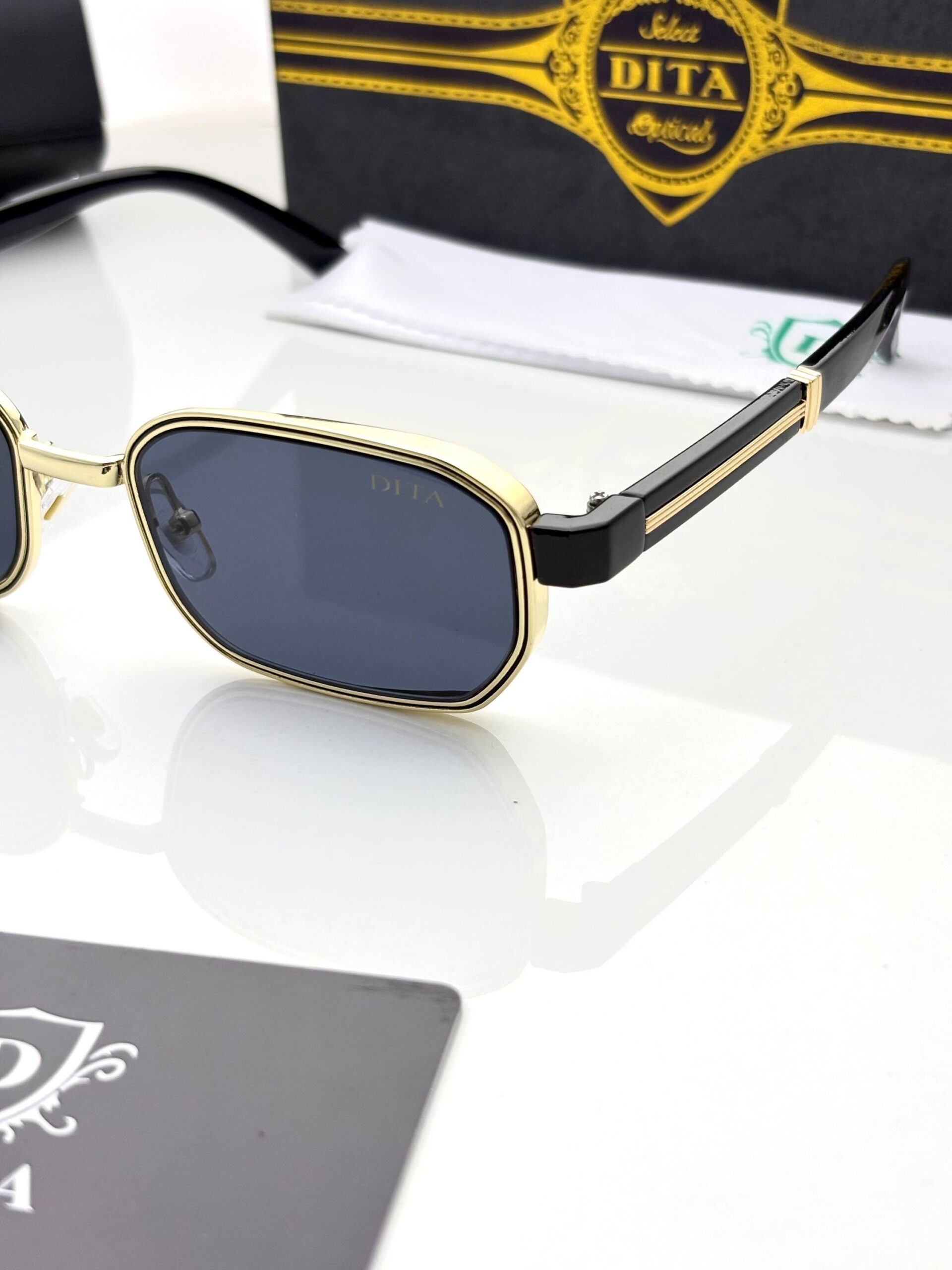 DITAA 9817 GOLDEN BLACK - Image 2