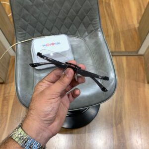 Alternative view of MAYBACHH - UV PROTECTED LENS