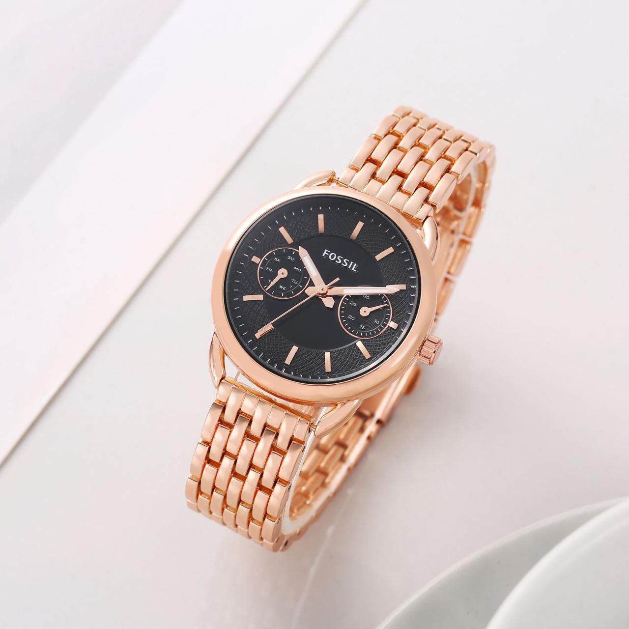 FOSSILL LADIES WATCH