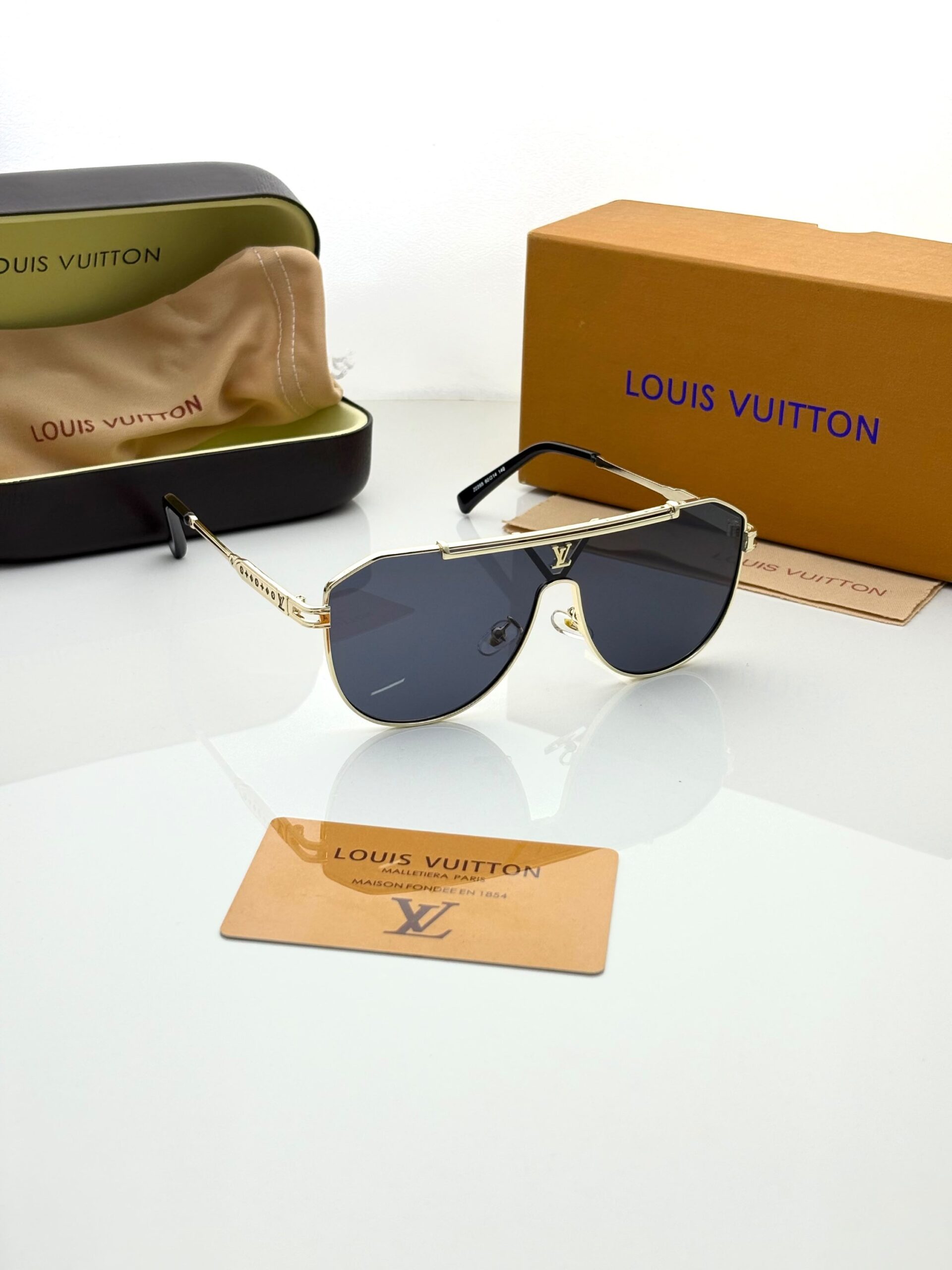 LOUIIS VUITTONN - 22295 GOLDEN BLACK - Image 2