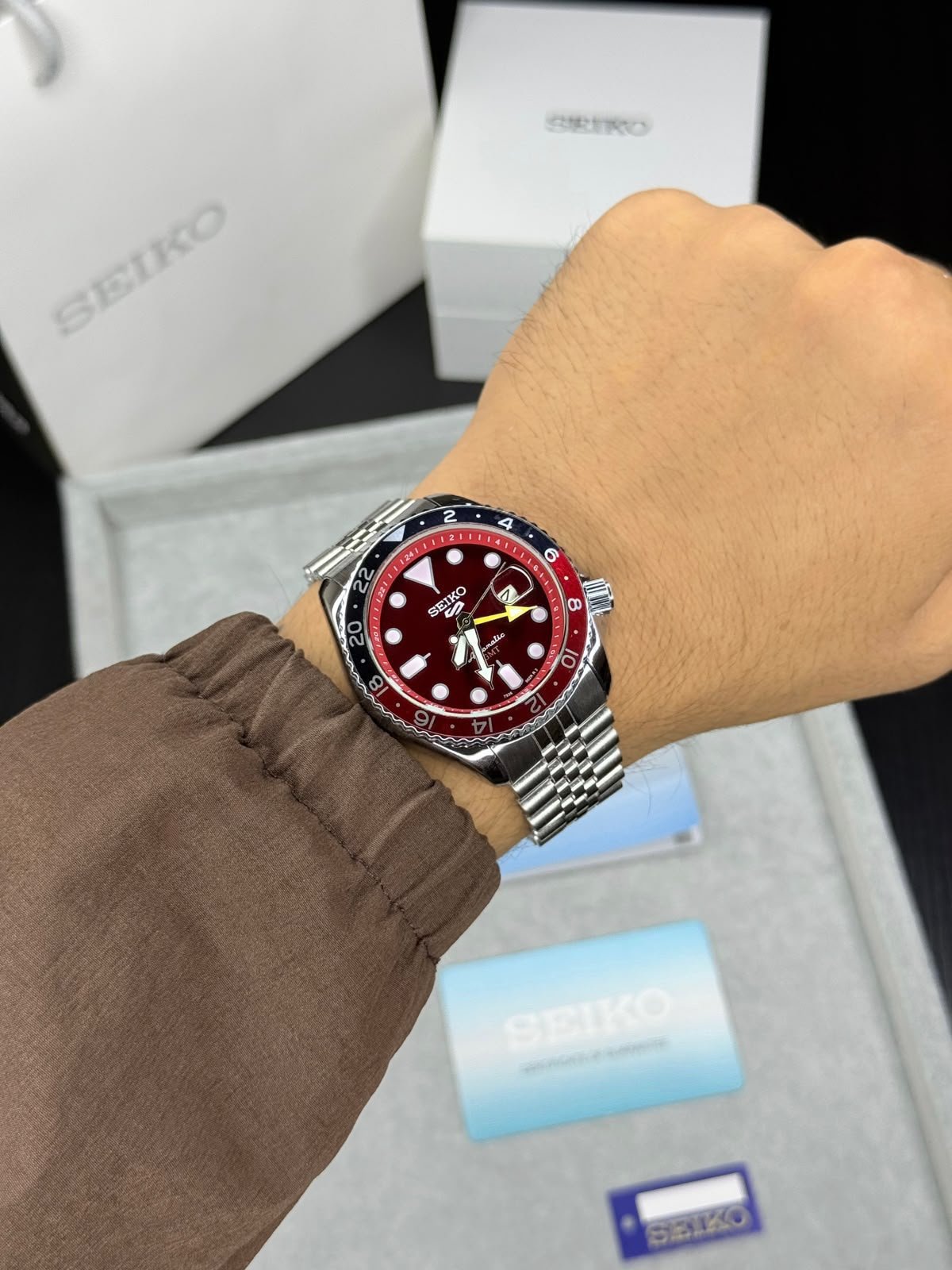 Seikoo 5 Sports SKX GMT (AUTOMATIC)