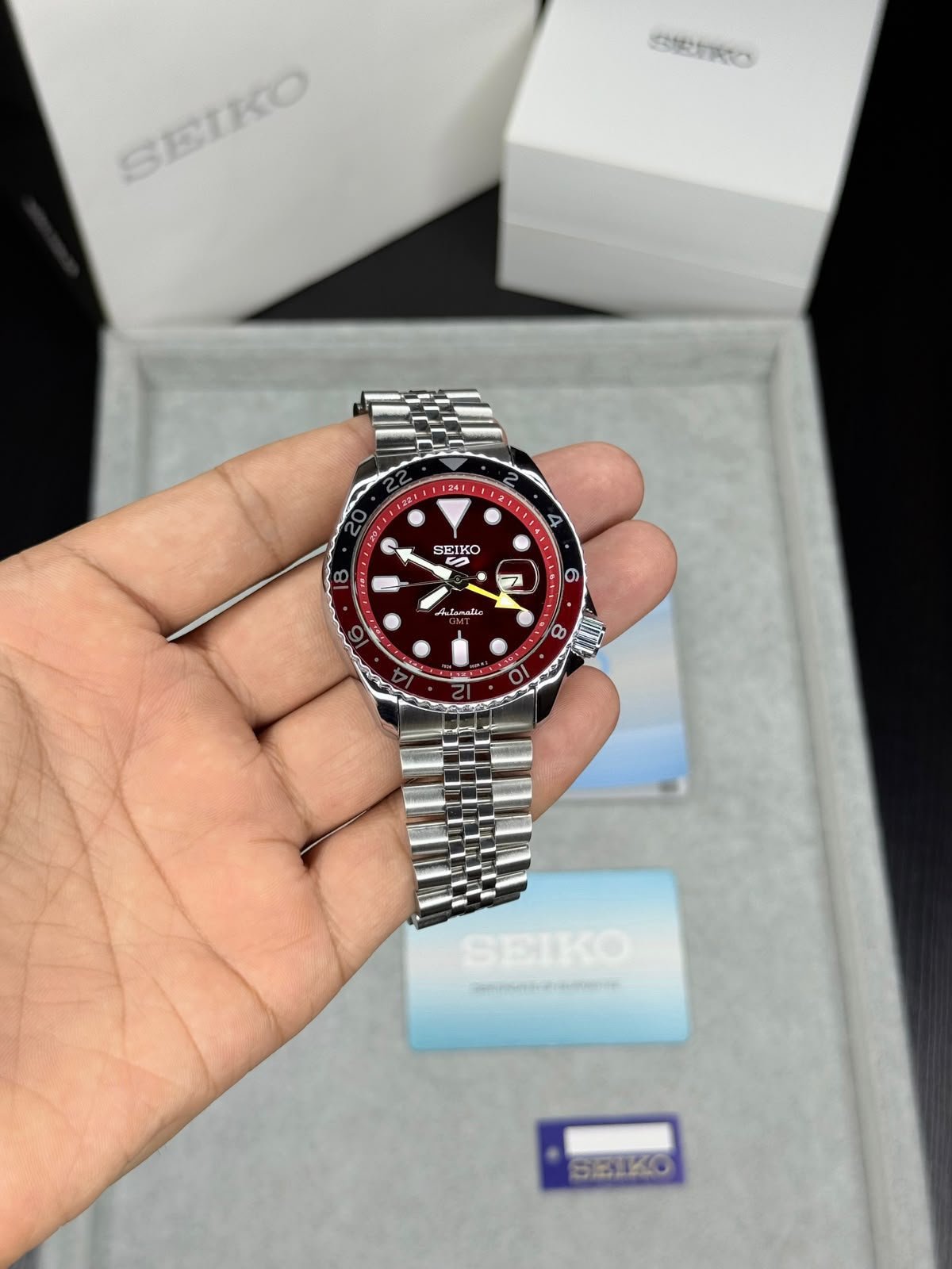 Seikoo 5 Sports SKX GMT (AUTOMATIC) - Image 2