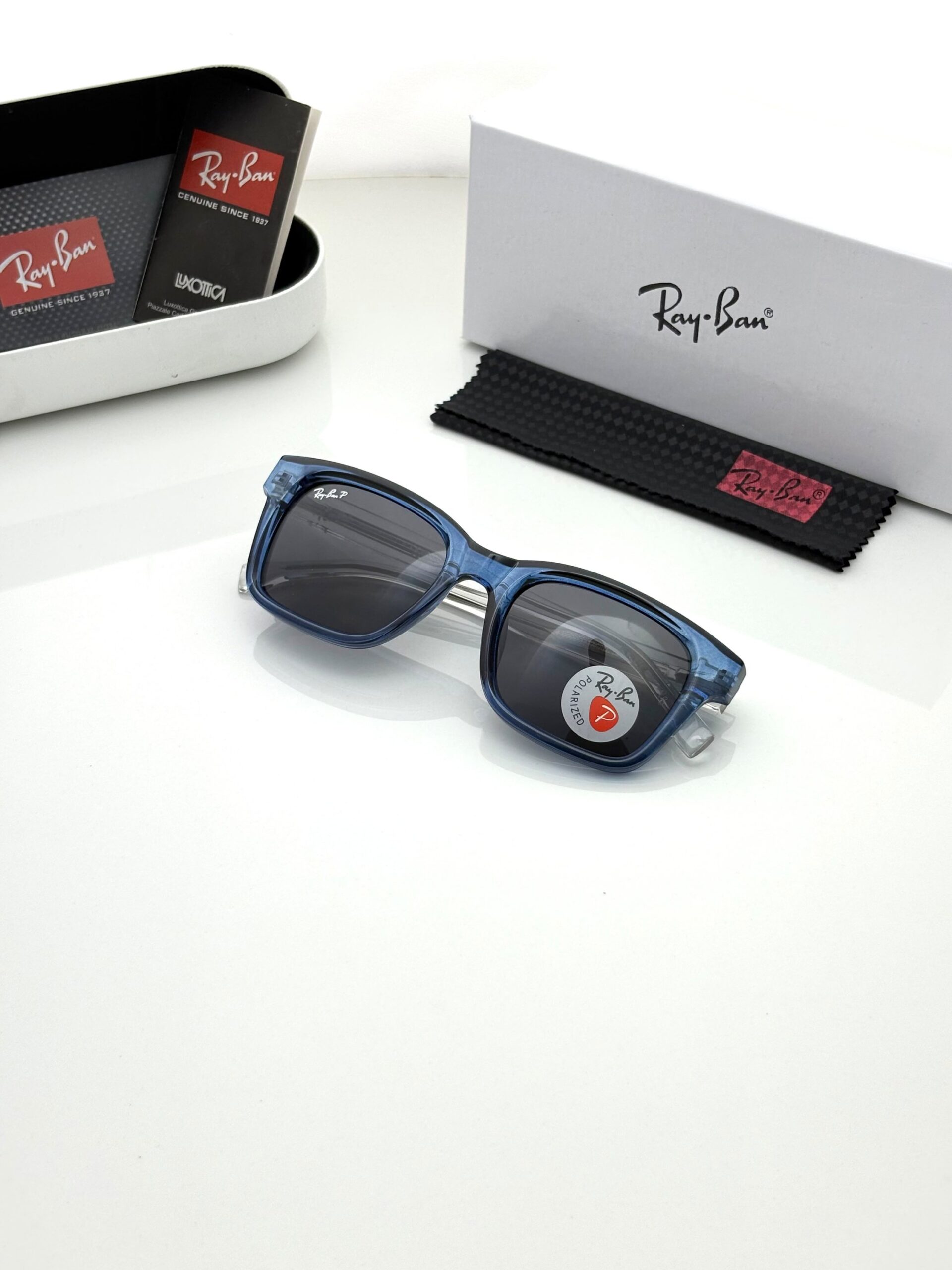 RAYY-BANN 7701 TRANSPARENT BLUE BLACK - POLARISED LENCE - Image 4
