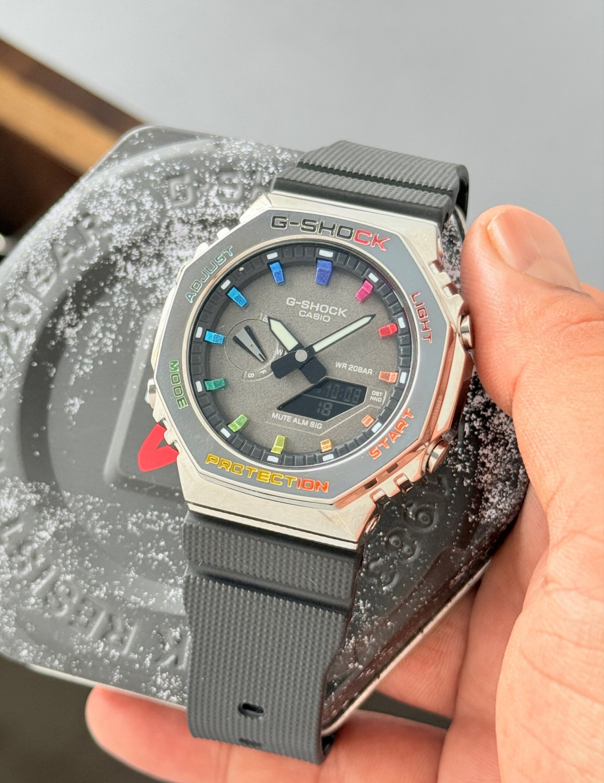 CASIOO G-SHOCKK - GM2100 Metal Rainbow - Image 2