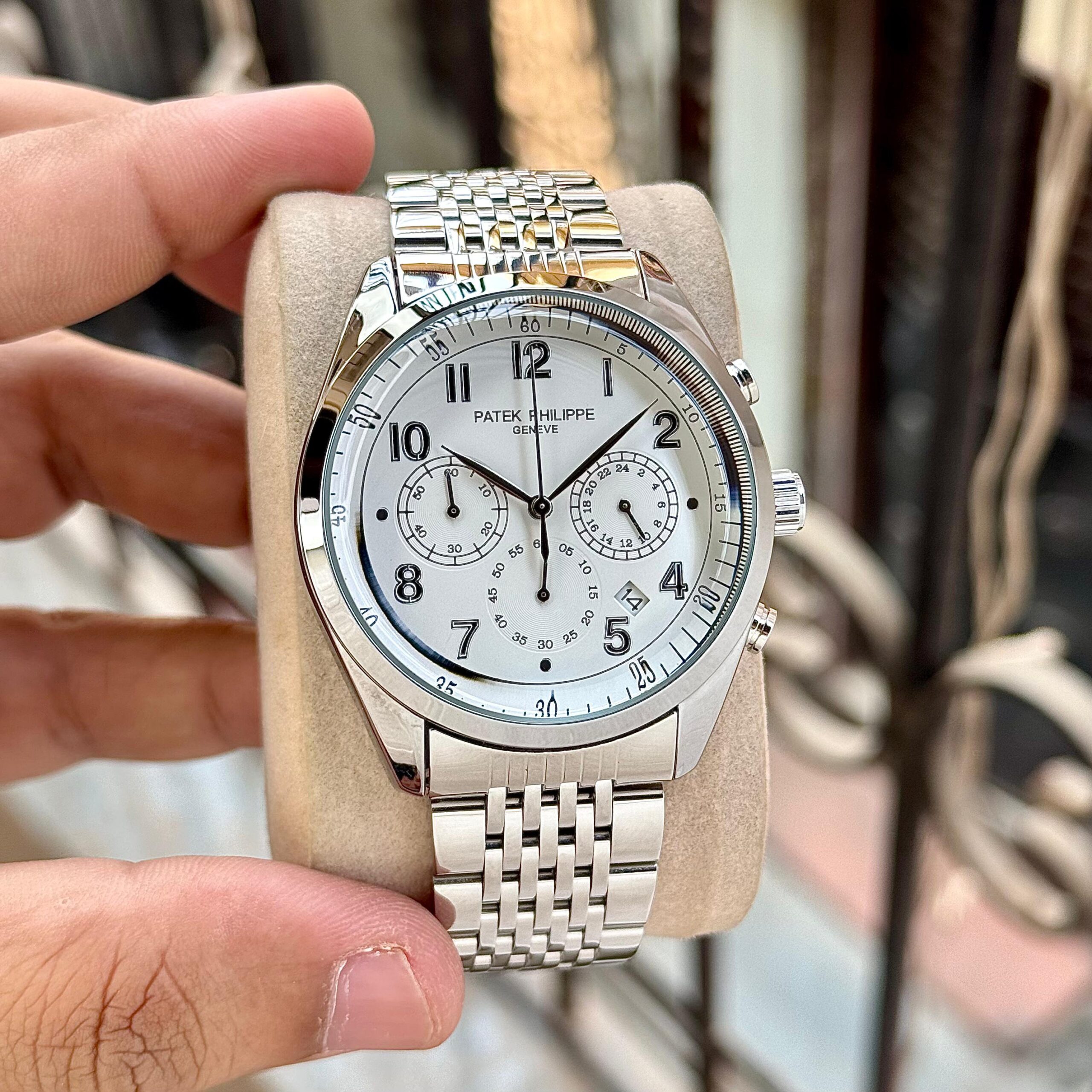 PATEKK PHILIPPEE CHRONOGRAPH – TIMELESS SILVER LUXURY - Image 4