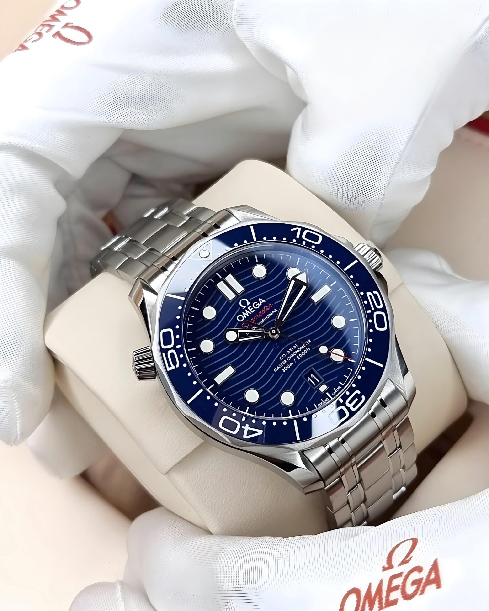 OMEGAA - Seamaster Diver 300M