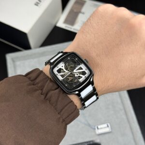 Alternative view of RADOO - TRUE SQUARE AUTOMATIC