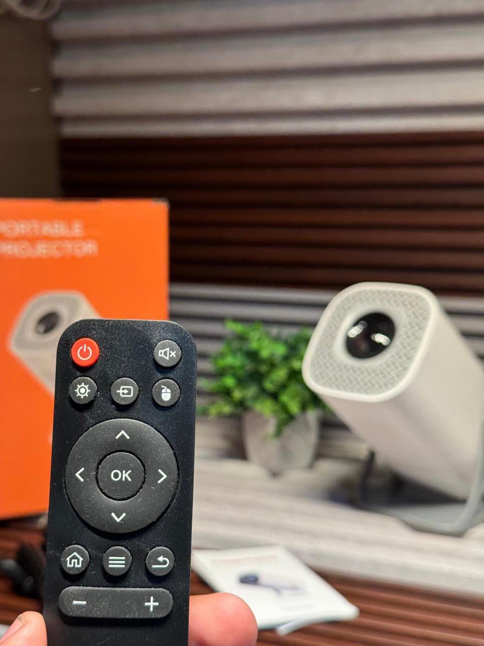 S40 - Android 11 Portable Mini Projector - Image 5