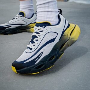 Alternative view of Underr Armourr - Halo RacerWashed Navy Yellow Shade